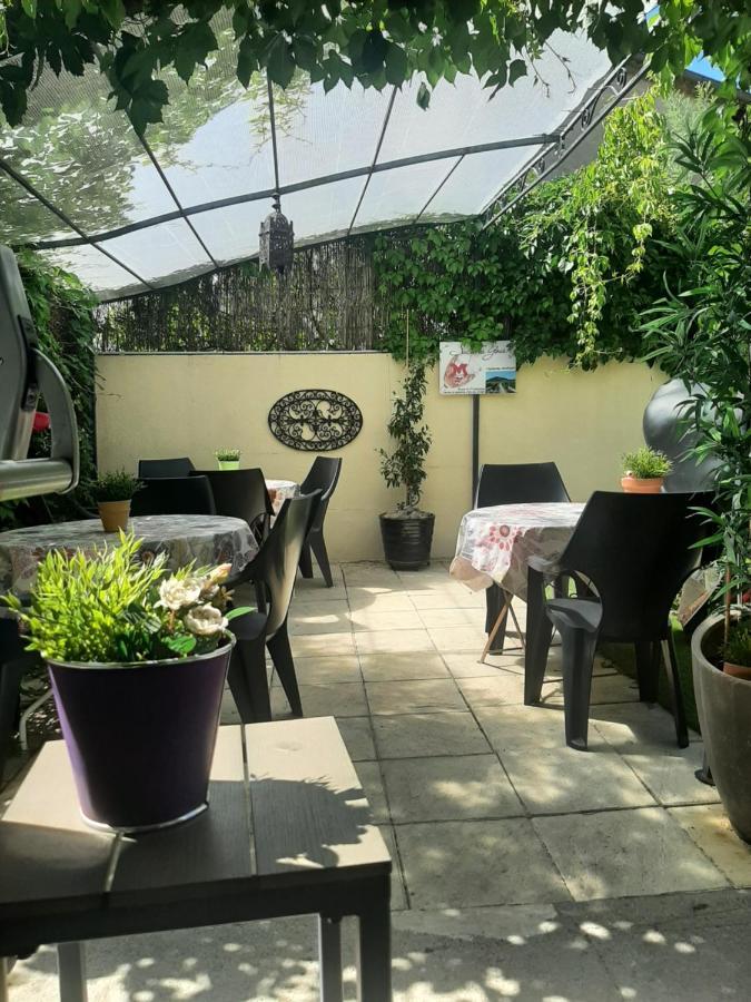Hotel La Tour Des Fees Quissac  Luaran gambar