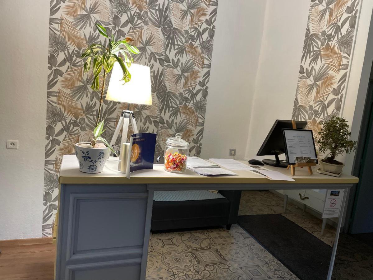 Hotel La Tour Des Fees Quissac  Luaran gambar